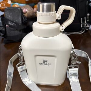 Stanley Cream Bottle with Dual Straps